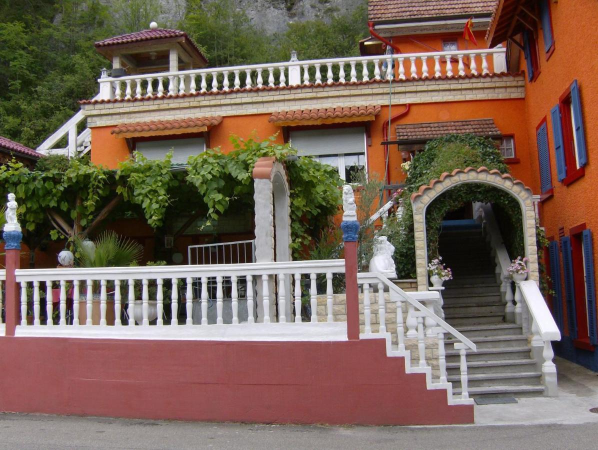 Hotel-Restaurant Don Pepe Kleinlutzel Екстериор снимка